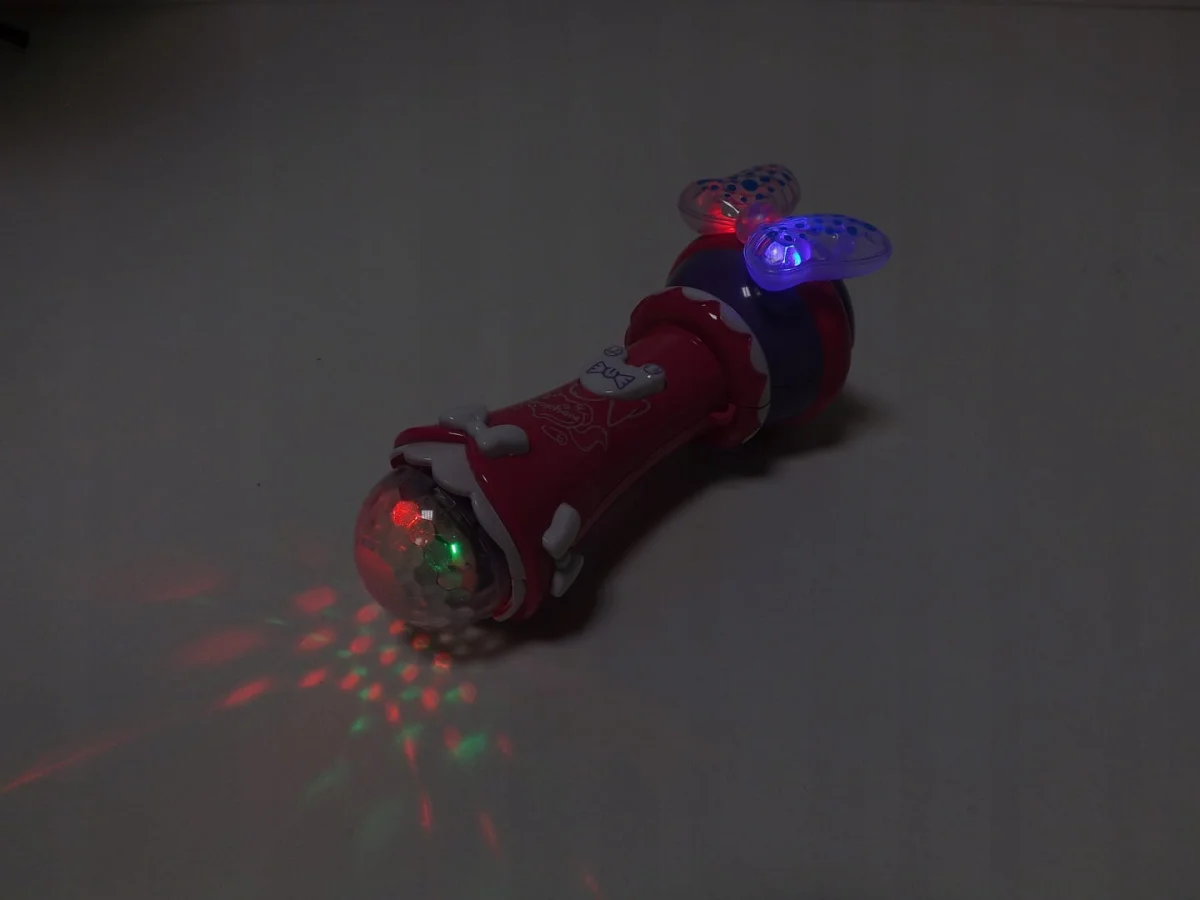 Mikrofon 10 piosenek mp3 kabel smycz światła 775r