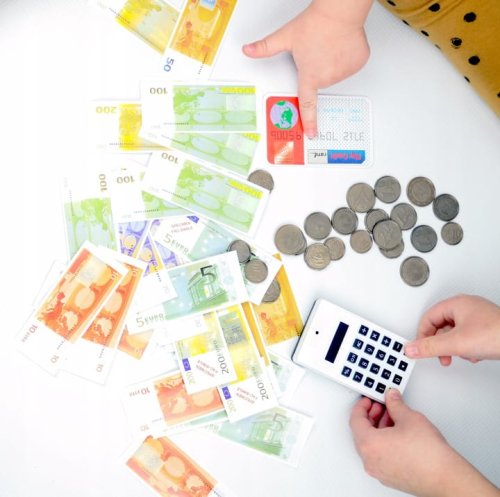 Zabawkowe pieniądze monety banknoty euro karta i kalkulator dla dzieci 2 latka 3 latka 4 latka
