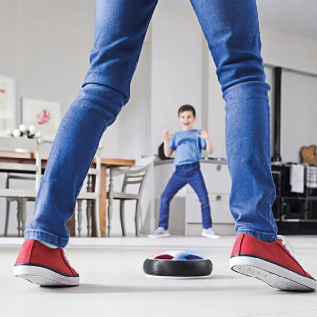 LATAJACA-PILKA-DYSK-KRAZEK-CYMBERGAJ-HOVERBALL-XXL-Minimalna-liczba-graczy-1.jpg