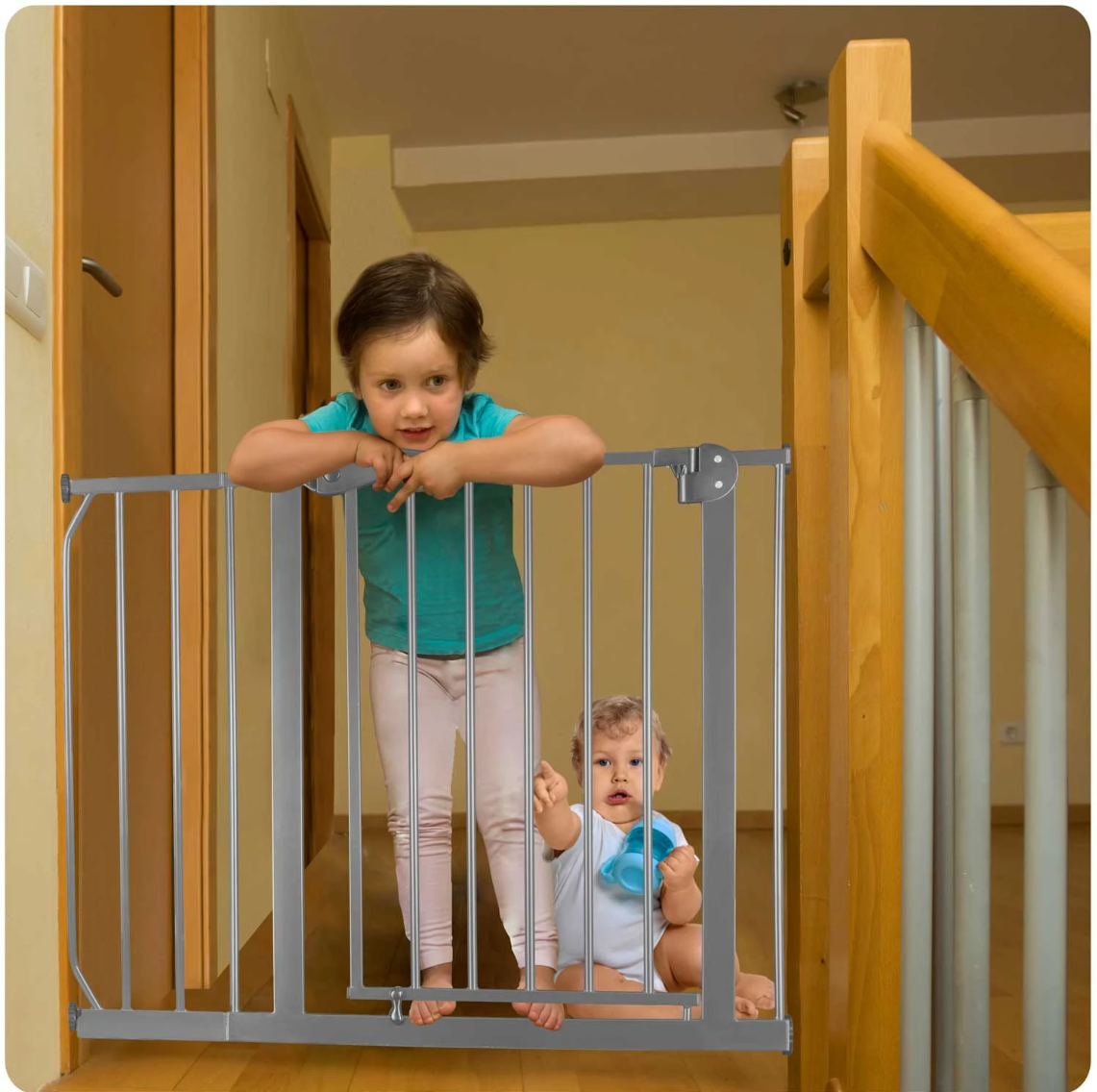 Barierka bramka zabezpieczająca na schody rozporowa 75-115cm szara.png