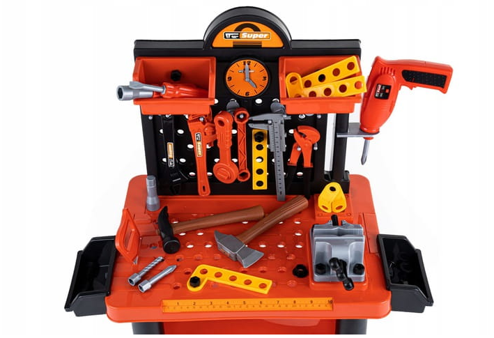 Warsztat do zabawy dla chłopca